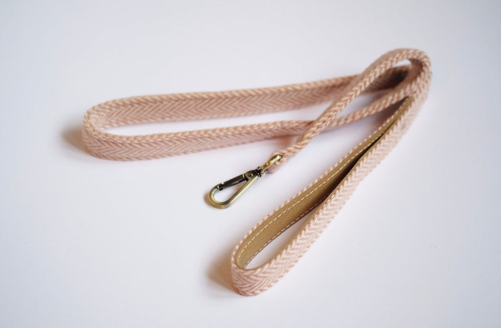 Tweed Dog Leash Rose